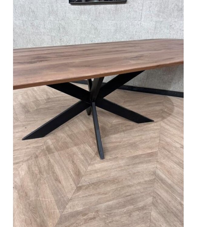 Eiken eettafel rond ovaal bruin September 260x100 *nieuw