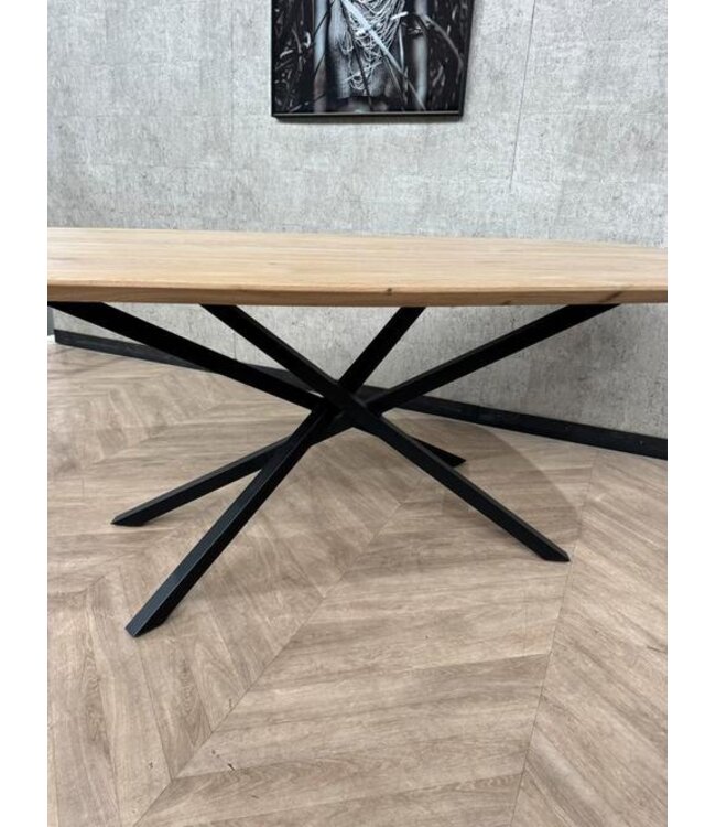 Eiken eettafel rond ovaal bruin September 260x100 *nieuw