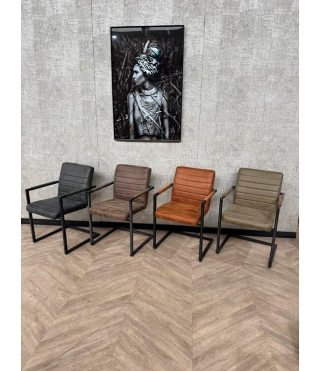 Setje van 4 eetkamerstoelen Rocca *showroom