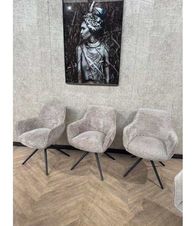 Setje van 6 beige eetkamerstoelen Amaro & Fondo *showroom