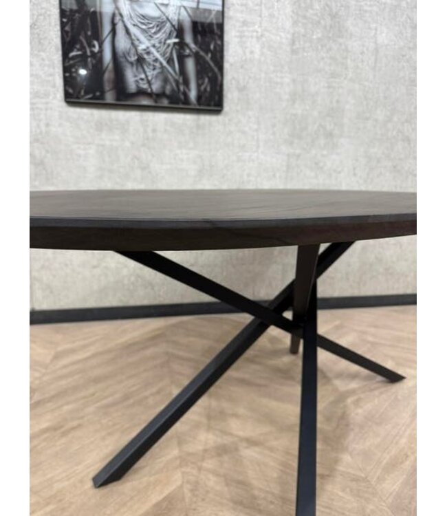 Kleine organische vorm Leaf eettafel 178x100 *nieuw