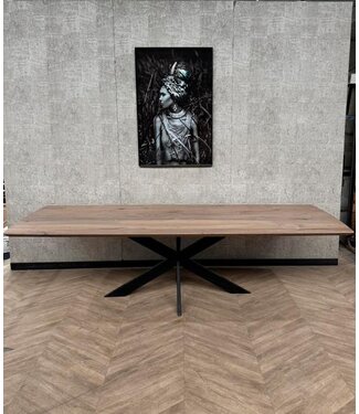 Grote eettafel notenhout 280x110 incl frame *showroom