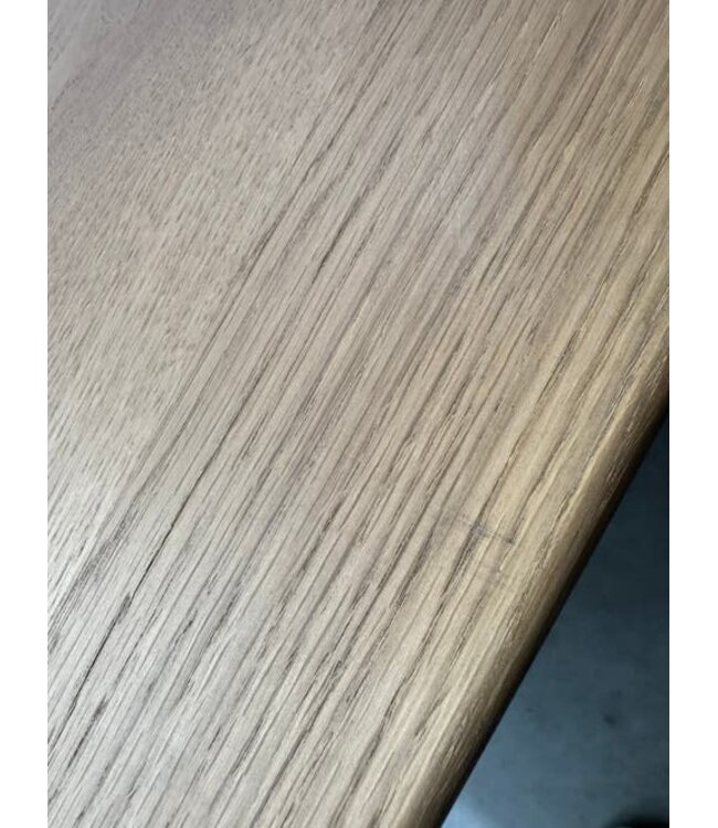 Eiken eettafel Deens ovaal september 240x110 *showroom
