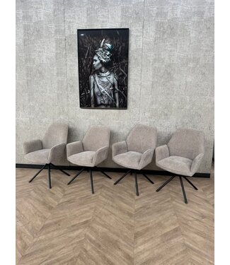Setje van 4 beige eetkamerstoelen Amaro *showroom