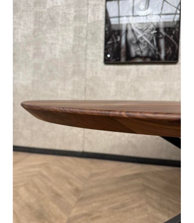 Organische vorm noten eettafel 200x100cm *nieuw