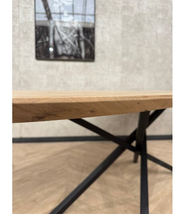 Eiken eettafel organische vorm Stone 240x100 *showroom