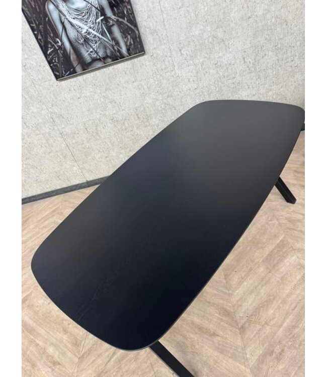 Kleine zwarte eiken eettafel Deens ovaal 180x95cm