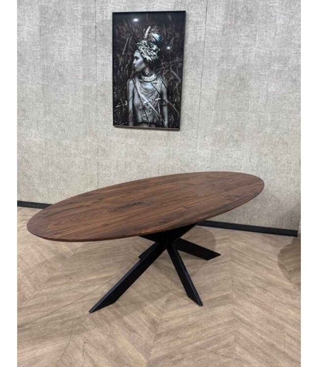 Massief noten hout eettafel ovaal 220x100 *nieuw