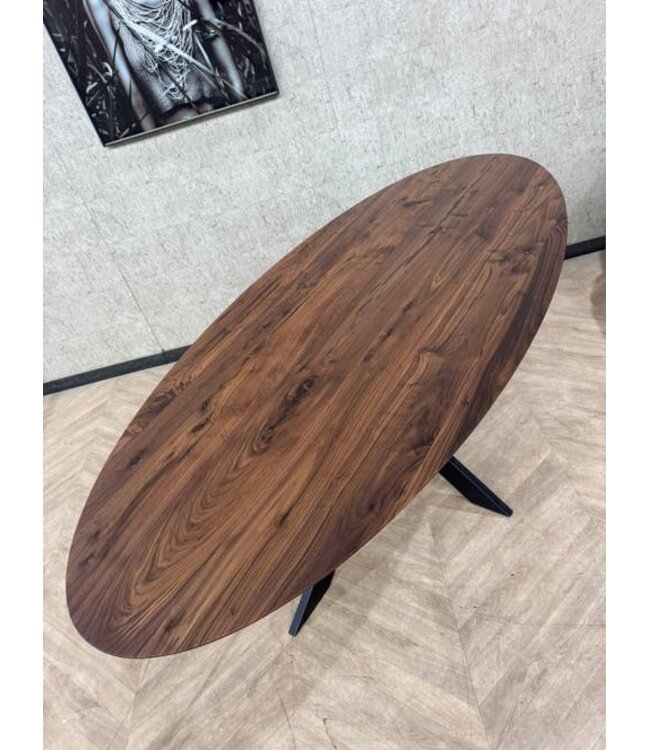 Massief noten hout eettafel ovaal 220x100 *nieuw