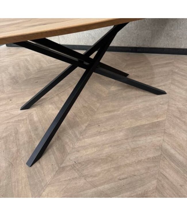 Massief noten hout eettafel ovaal 220x100 *nieuw