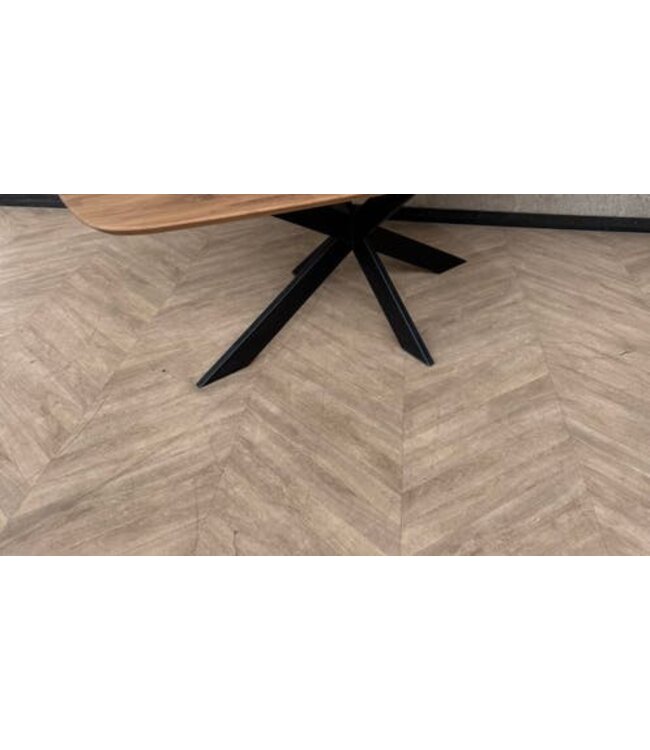 Eiken eettafel Deens ovaal 200x100cm *showroom