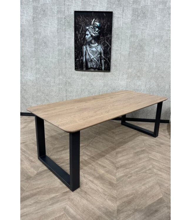 Eiken eettafel 220x100 antraciet frame *showroom