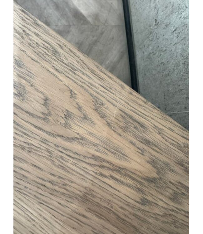 Eiken eettafel 220x100 antraciet frame *showroom