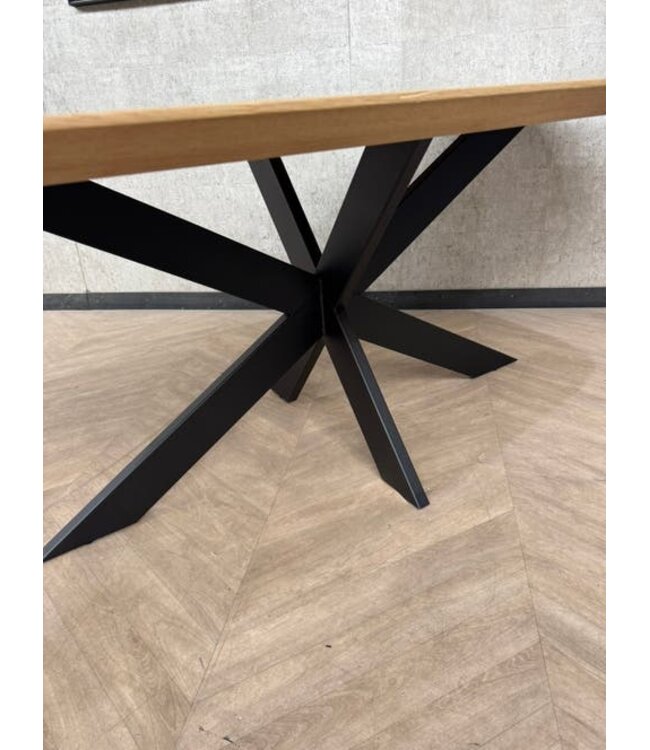 Eiken deens ovaal 240x110 *showroom