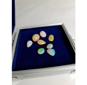 Boîte de collection - "Treasure Trove"  - Opales Welo d'Éthiopie - 7 Opales - Au total 24,80 carats - VENDU