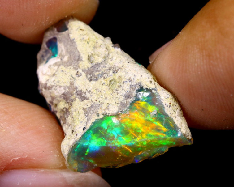 Äthiopischer Welo-Opal in Rohform - "Schatz im Eis" - (21 x 14 x 7 mm - 7 Karat) - POC-0277
