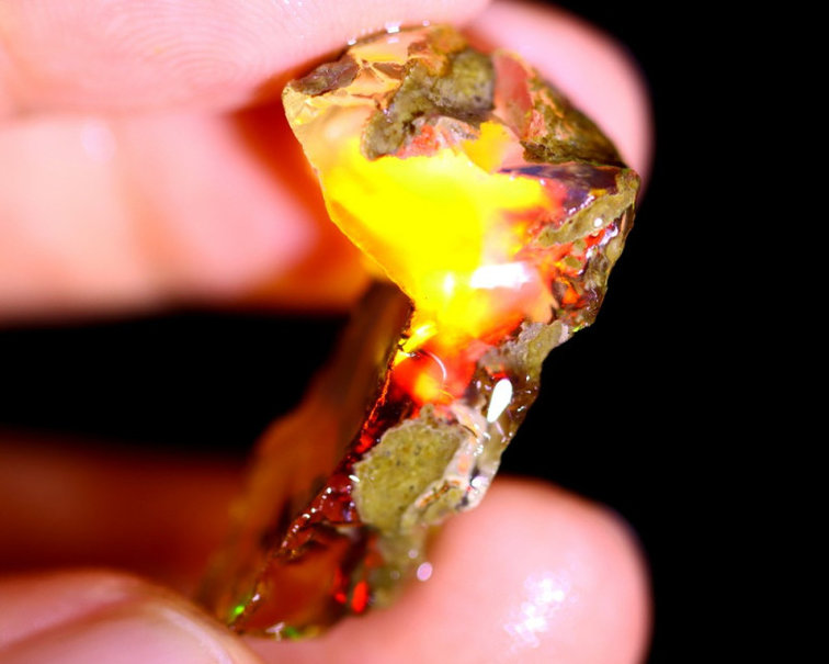 Welo éthiopien brut - Opale cristalline - "Human Desire" - (28 x 15 x 9 mm - 17 carats) - POC-0297