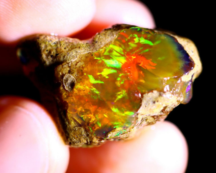 Rough Ethiopian Welo - Crystal Opal - "Inner Flame" - (27 x 18 x 10 mm - 29 carats) - POC-0298