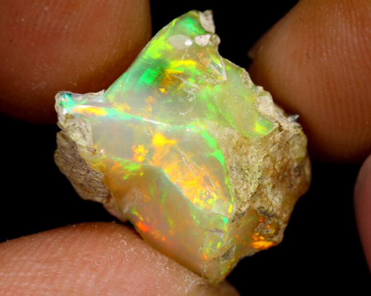 Äthiopischer Welo-Opal in Rohform - " Deepest Secret" - (15 x 13 x 9 mm - 9 Karat) - POC-0358