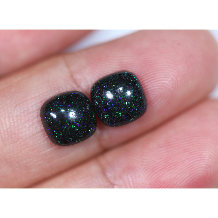 Australischer Feenopal - "Stars Allign" (8 x 8 x 3 mm - 2,80 Karat) - POC-0365