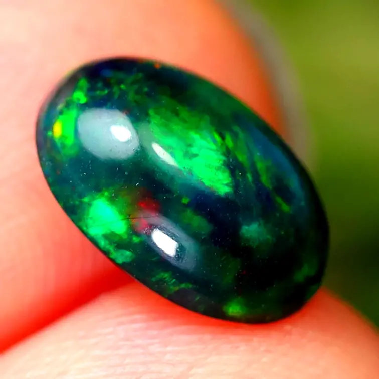 Ethiopian Welo - Smoked Opal "Dark Mist" - (9 x 6.3 x 3.3 mm - 0.96 carats) - POC-0423