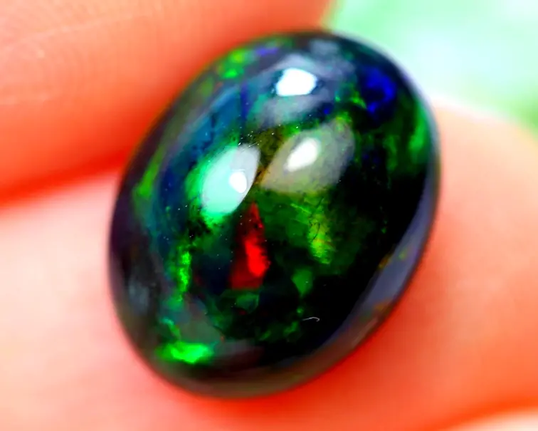 Ethiopian Welo - Smoked Opal "Mythical Forest" - (12 x 9.2 x 5 mm - 2.30 carats) - POC-0425