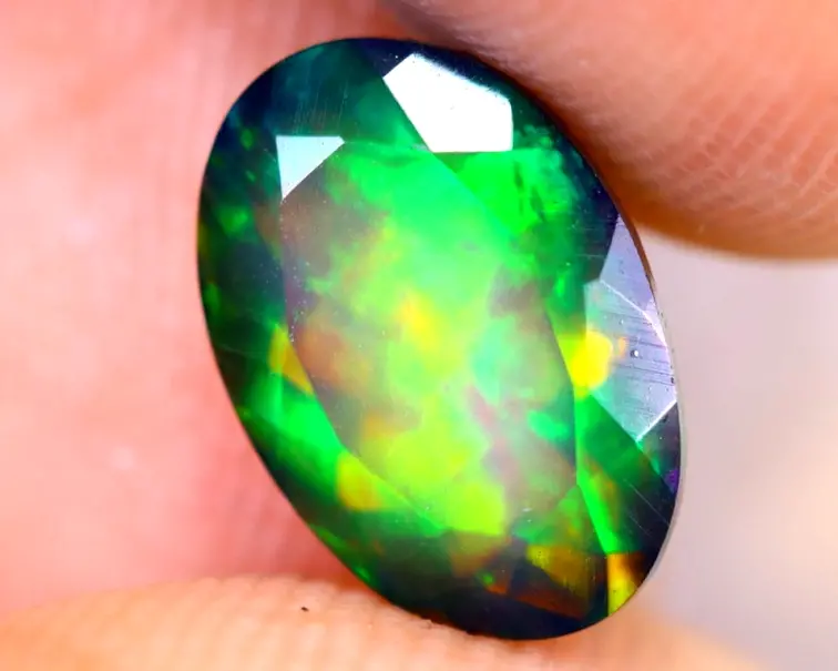 Faceted Ethiopian Welo - Smoked Opal "Inner Struggle" - (10 x 7 x 5.1 mm - 1.68 carats) - POC-0433