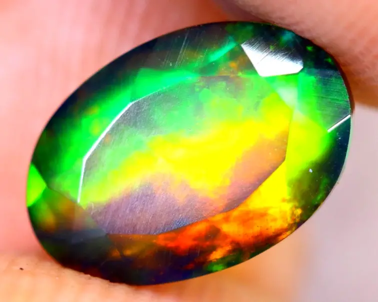 Faceted Ethiopian Welo - Smoked Opal "Inner Struggle" - (10 x 7 x 5.1 mm - 1.68 carats) - POC-0433