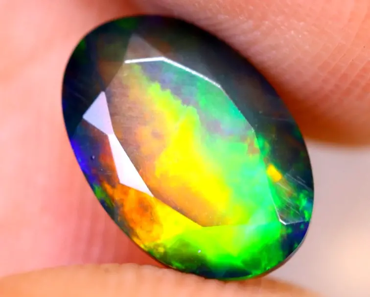 Faceted Ethiopian Welo - Smoked Opal "Inner Struggle" - (10 x 7 x 5.1 mm - 1.68 carats) - POC-0433