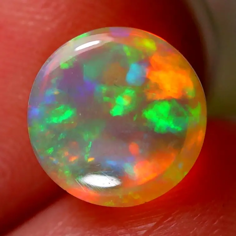 Natürlicher äthiopischer Welo-Opal - " Colourful Dome" - 8 x 8 x 5 mm - 1,60 Karat - POC-0440