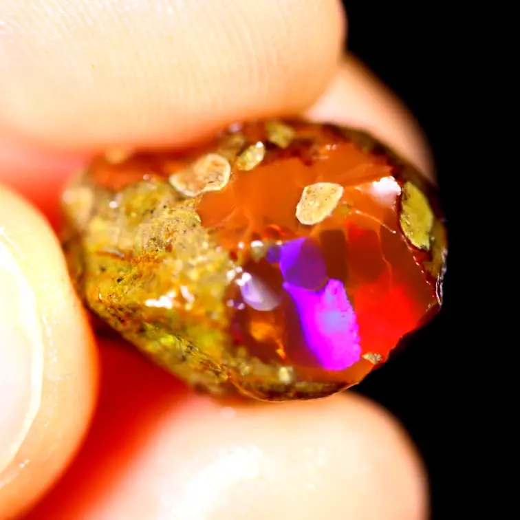 Ruwe Ethiopian Welo - Crystal opal - "Purple Rain" - (16 x 11 x 9 mm - 8 carats) - POC-0486