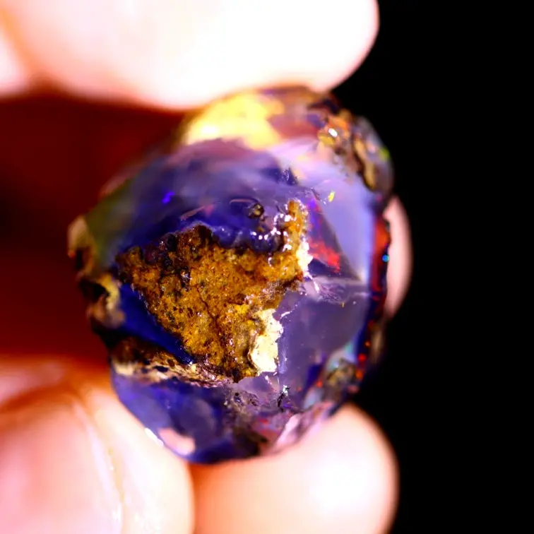 Rough Ethiopian Welo - Crystal Opal - "Dimensional Rift" - (22 x 20 x 14 mm - 29 carats) - POC-0492
