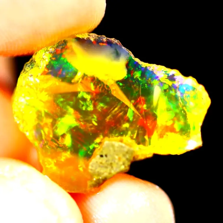 Rough Ethiopian Welo - Crystal Opal - "Exploding Sun" - (20 x 16 x 7 mm - 8 carats) - POC-0493