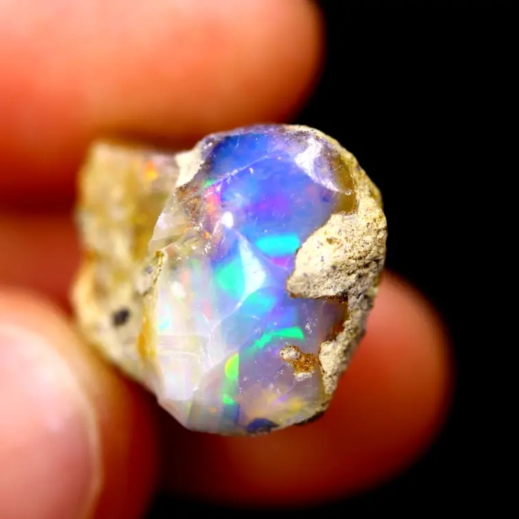 Äthiopischer Welo-Opal in Rohform - "Rock of Devotion" - (17 x 14 x 11 mm - 12 Karat) - POC-0506