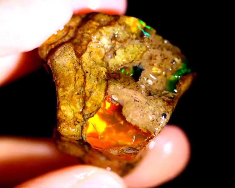 Ruwe Ethiopian Welo - Cristal Opaal - "Magma's Rise" - (31 x 30 x 17 mm - 89 carats) - POC-0514ne " - (39 x 28 x 18 mm - 80 carats) - POC-0513 - Copy