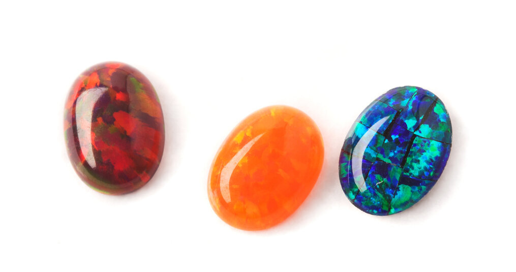 Different types of opals