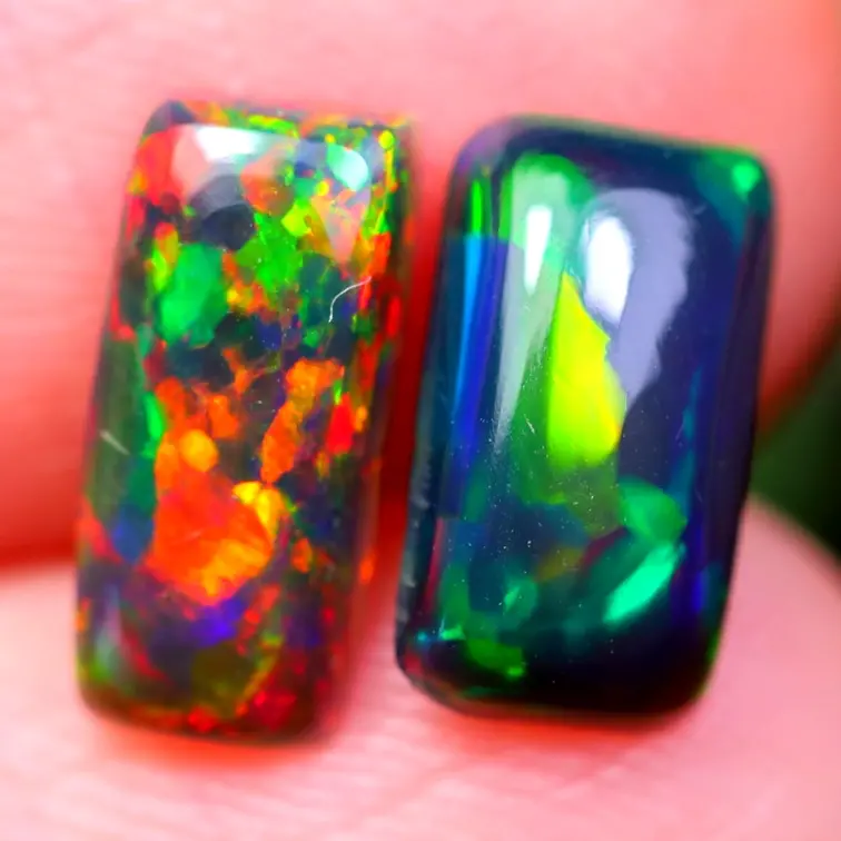 Lot de 2 Welo éthiopiens - Opales fumées "Treasure Bricks" - (9 x 4 x 2 mm - 1,24 carats) - POC-0563