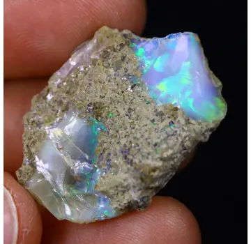 Opale Welo d'Ethiopie brute - « Pool of Magic » - (30 x 21 x 7 mm - 22 carats) - POC-0610