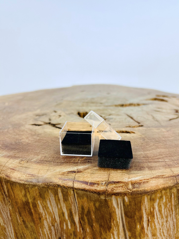 Caja de piedras preciosas | 3x3x2cm |