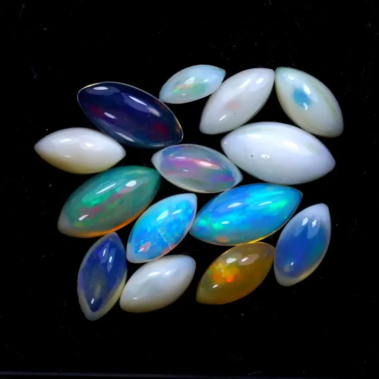 Set Ethiopian Welo Opals - ‘Morphic Colours' - (10 x 4.5 x 3.5 mm - 6,04 carats) - POC-0643