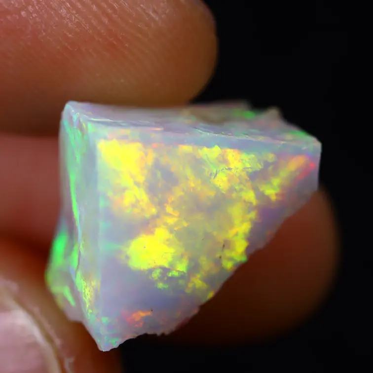 Ópalo Welo Etíope en bruto - «Otro Mundo» - (16 x 12 x 9 mm 7 quilates) - POC-0655