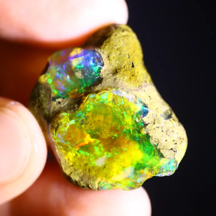 Rough Ethiopian Welo - Crystal Opal - ‘Nature's Call’ - (25 x 20 x 10 mm - 27 carats) - POC-0676