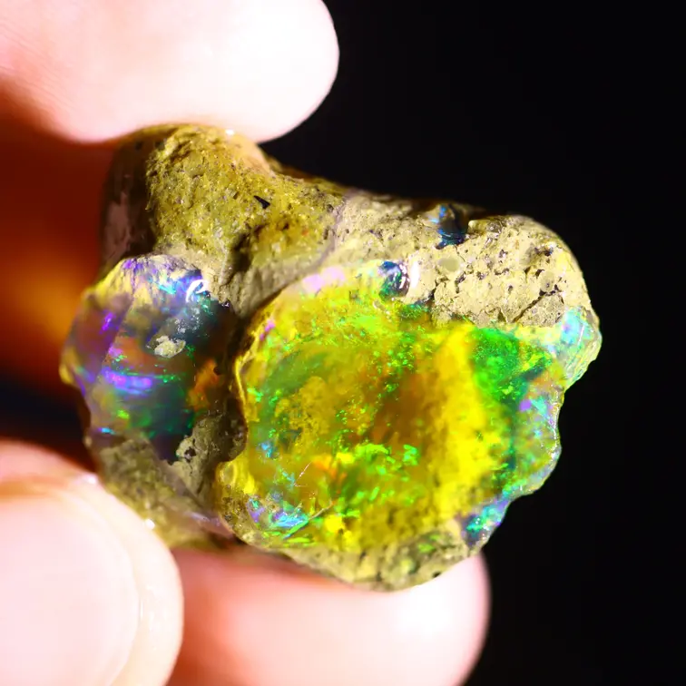 Rough Ethiopian Welo - Crystal Opal - ‘Nature's Call’ - (25 x 20 x 10 mm - 27 carats) - POC-0676