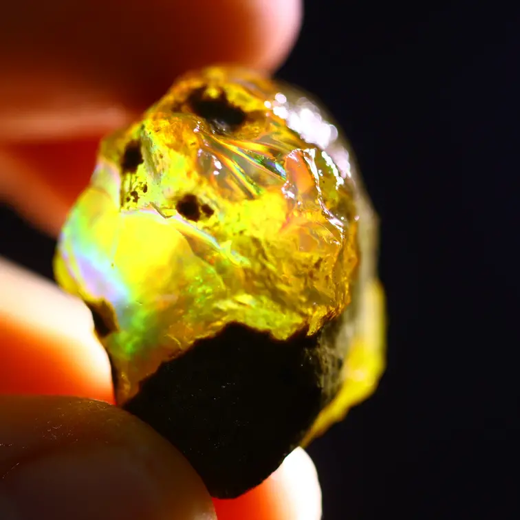 Ruwe Ethiopian Welo - Cristal Opaal - «Colossal Spectre» - (31 x 25 x 19 mm - 60 quilates) - POC-0682