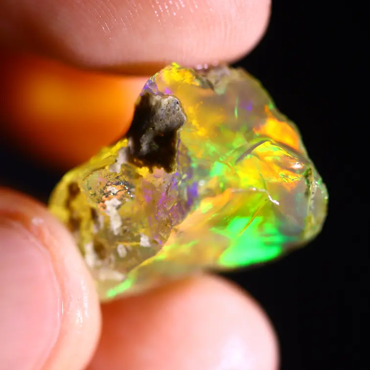 Rough Ethiopian Welo - Crystal Opal - ‘Dimensional Tree’ - (17 x 12 x 11 mm - 12 carats) - POC-0690