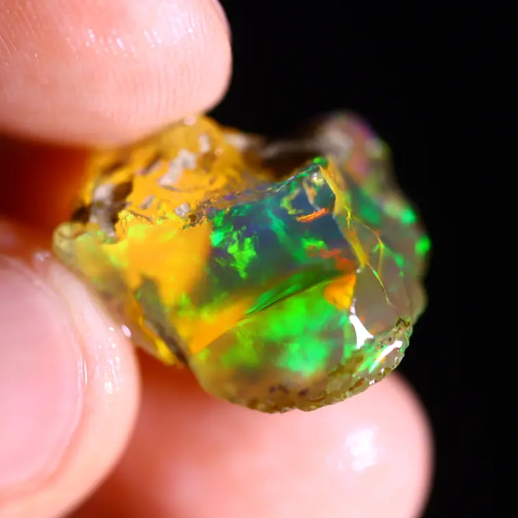 Rough Ethiopian Welo - Crystal Opal - ‘Dimensional Tree’ - (17 x 12 x 11 mm - 12 carats) - POC-0690
