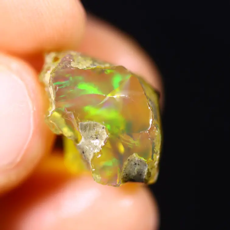 Rough Ethiopian Welo - Crystal Opal - ‘Dimensional Tree’ - (17 x 12 x 11 mm - 12 carats) - POC-0690