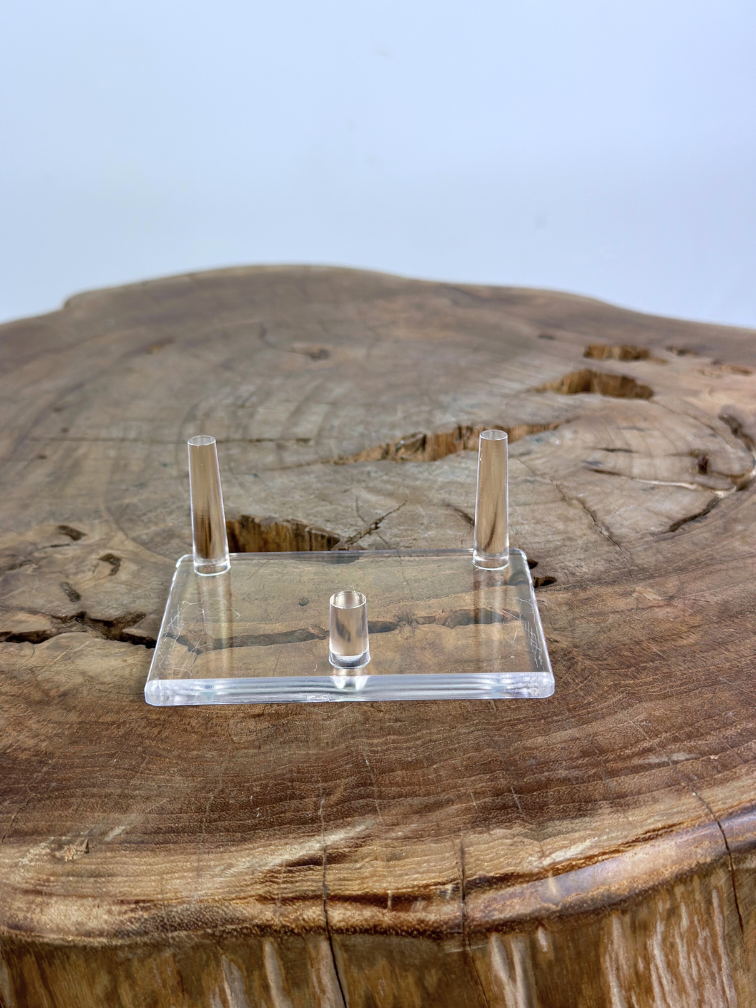 Plastic display for Megalodon teeth - 6 cm high