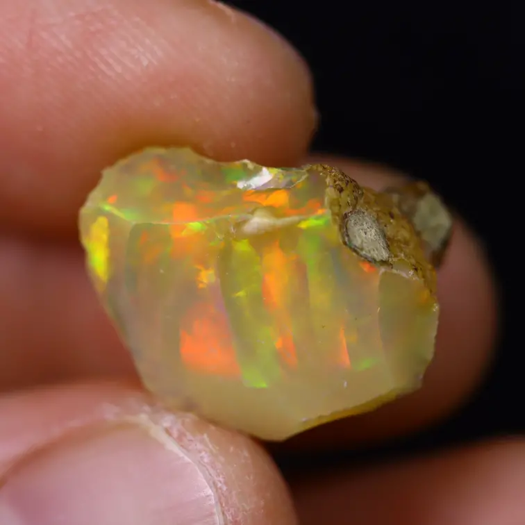 Äthiopischer Welo-Opal in Rohform - „Neblige Farben“ - (17 x 12 x 8 mm - 7,8 Karat) - POC-0735