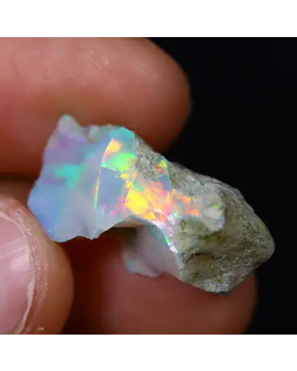 Äthiopischer Welo-Opal in Rohform - „The Ridge" - (21 x 10 x 7 mm- 7,1 Karat) - POC-0739